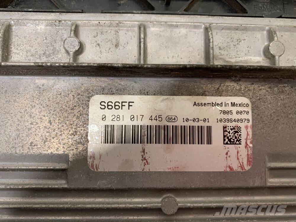 Ford F-550 Kabíny a interiér