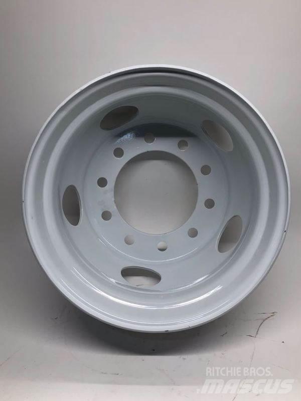 Ford F750 Pneumatiky, kolesá a ráfiky