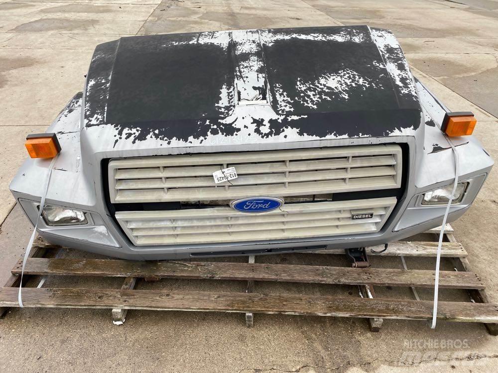 Ford F800 Kabíny a interiér