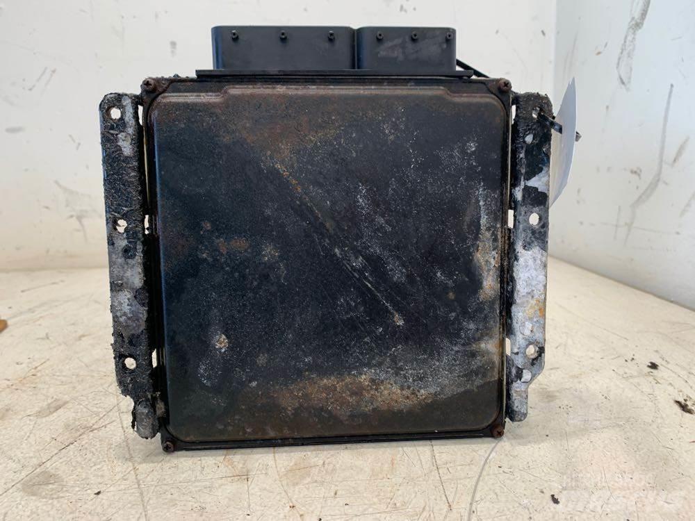 GMC W4500 Kabíny a interiér