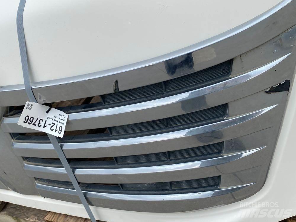 Hino 268 Kabíny a interiér