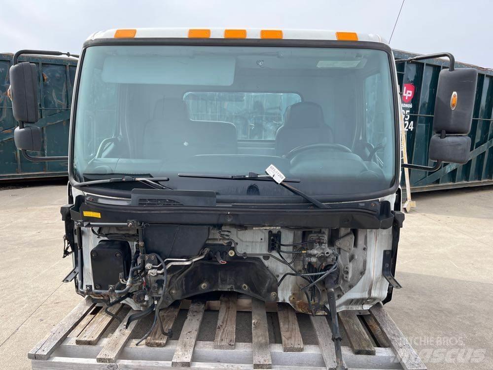 Hino 268 Kabíny a interiér