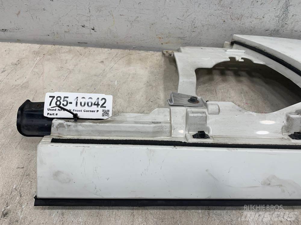Isuzu NPR Kabíny a interiér