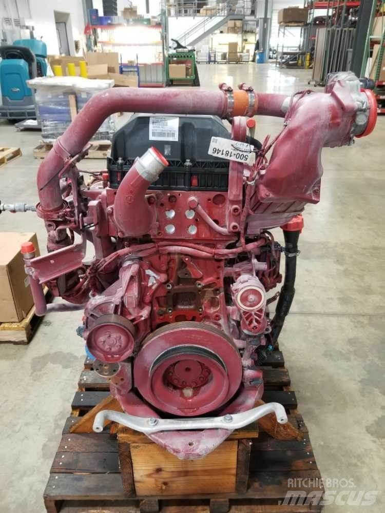 Mack MP8 Motory