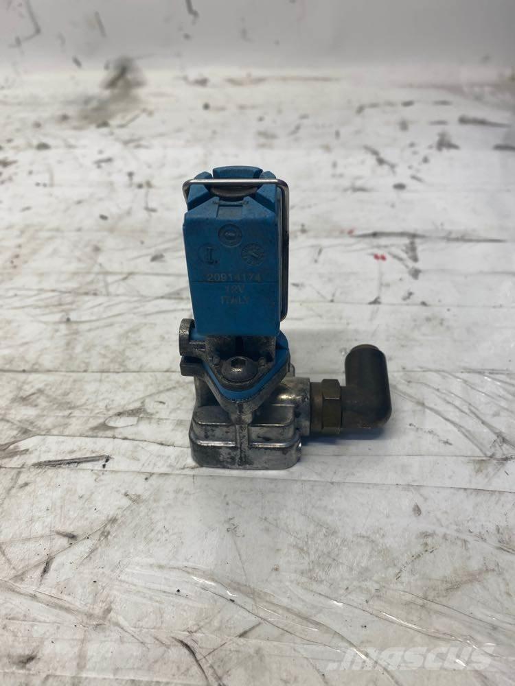 Mack MP8 Doprava – ostatné