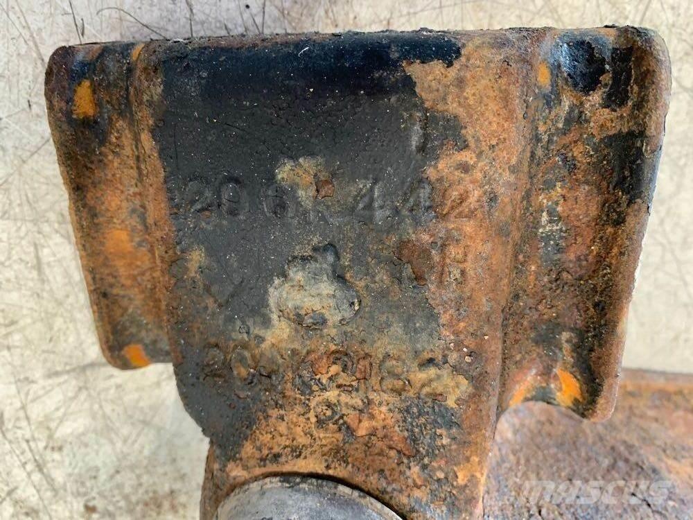 Mack RD680 Podvozky a zavesenie kolies