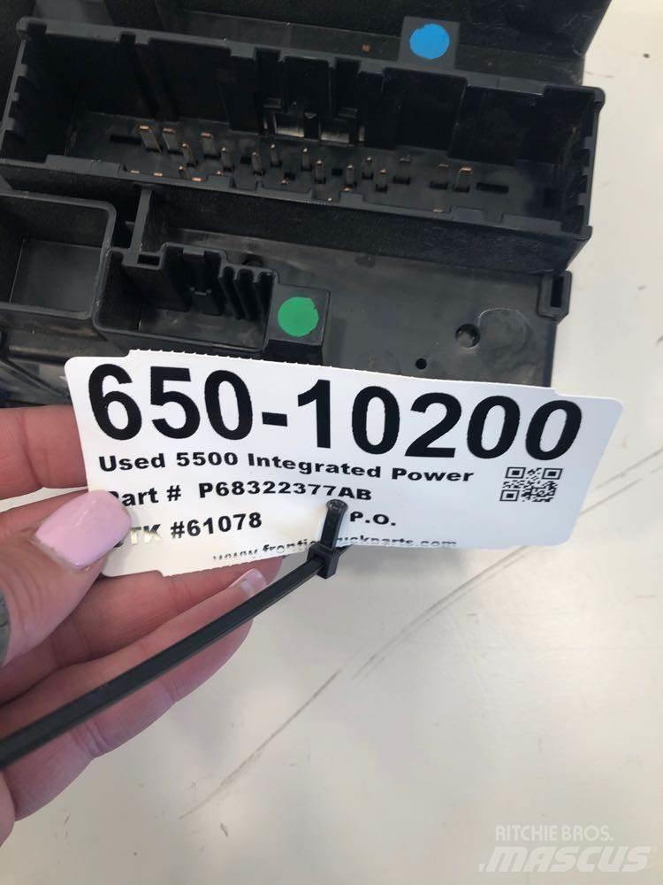 RAM 5500 Kabíny a interiér