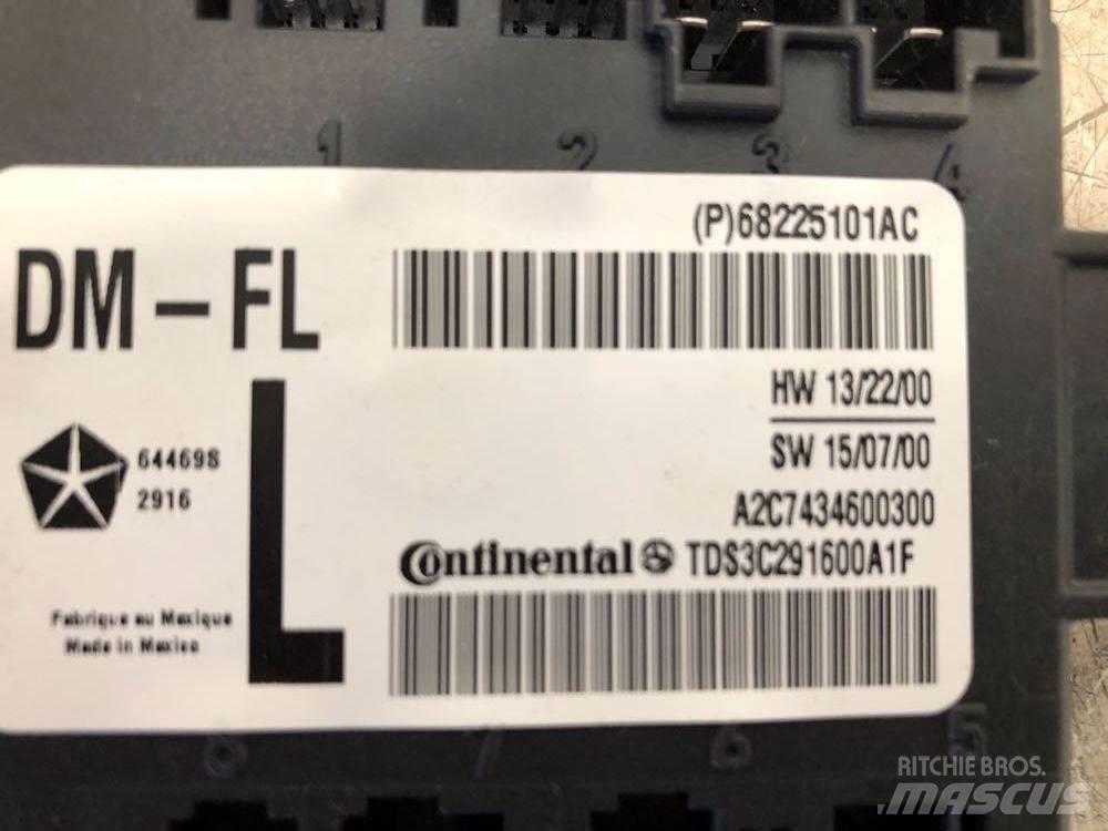 RAM 5500 Kabíny a interiér