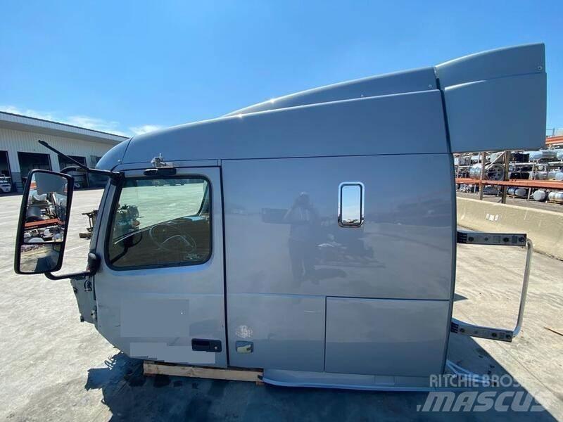 Volvo VNL Kabíny a interiér
