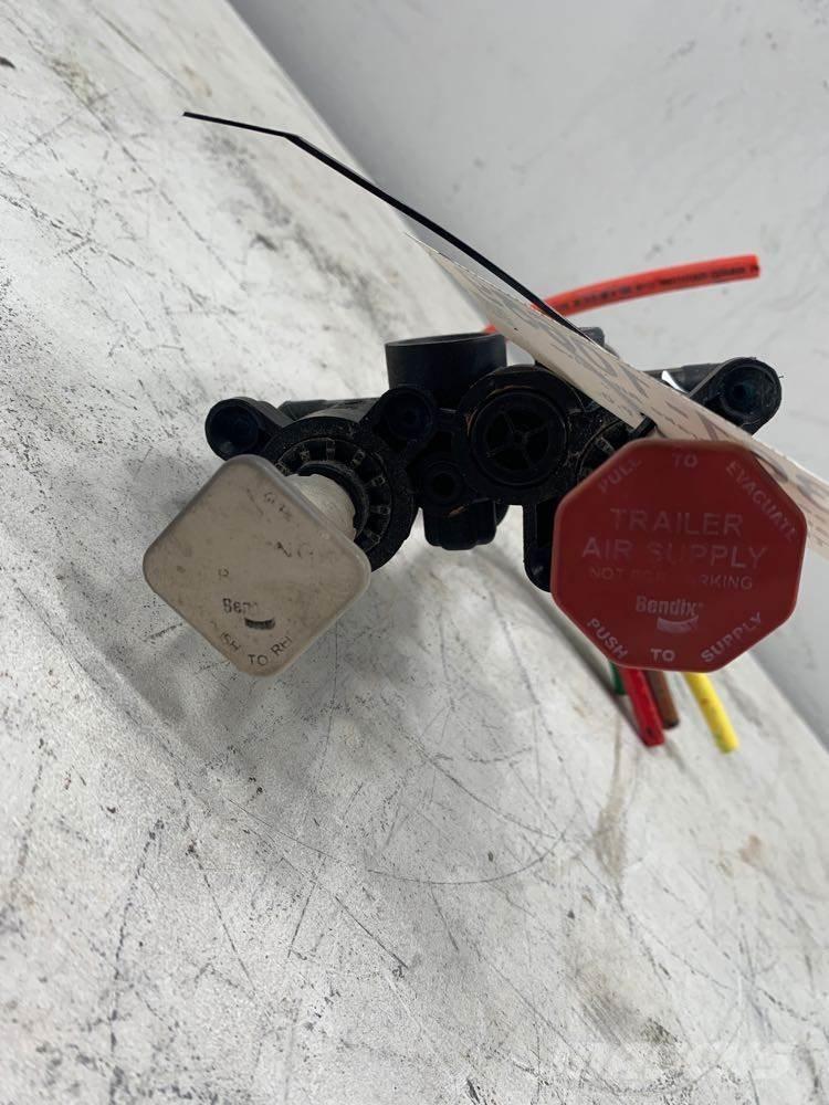 Volvo VNL Doprava – ostatné