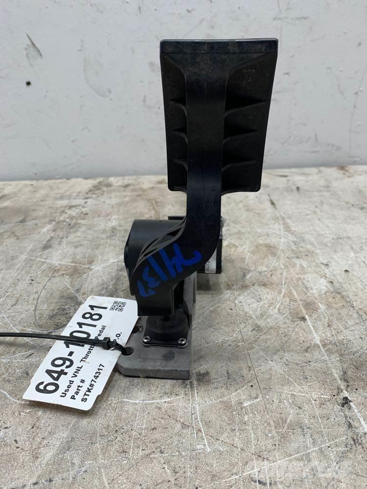 Volvo VNL Doprava – ostatné