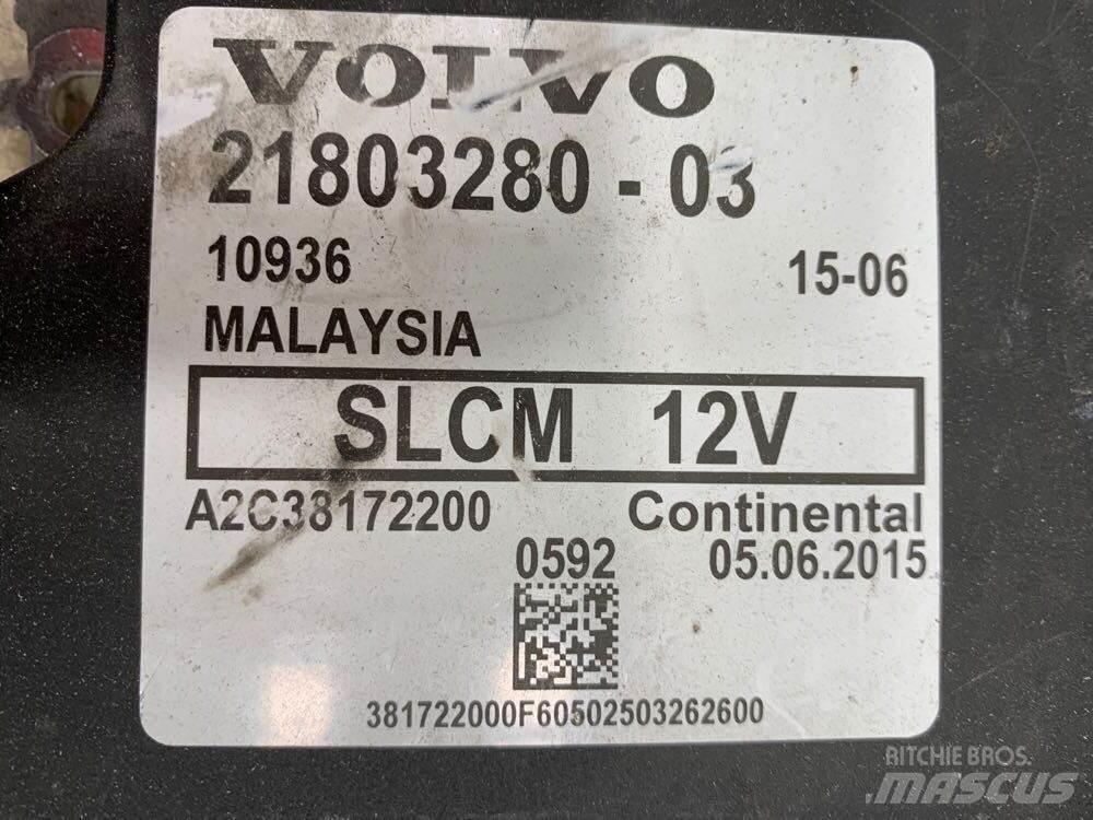 Volvo VNL Kabíny a interiér