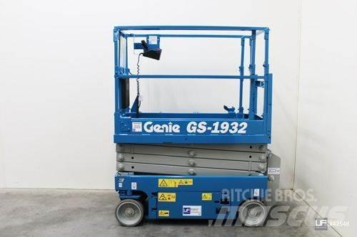 Genie GS 1932 Nožnicové zdvíhacie plošiny