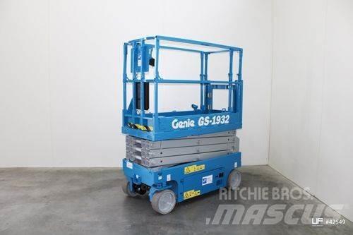 Genie GS 1932 Nožnicové zdvíhacie plošiny
