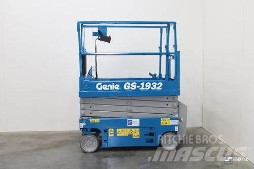 Genie GS 1932 Nožnicové zdvíhacie plošiny