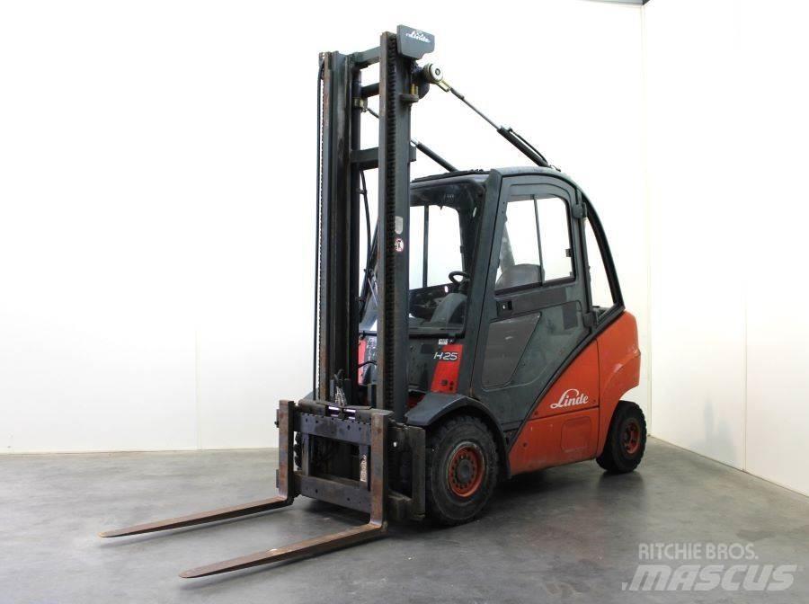 Linde H 25 D Dieselové vozíky