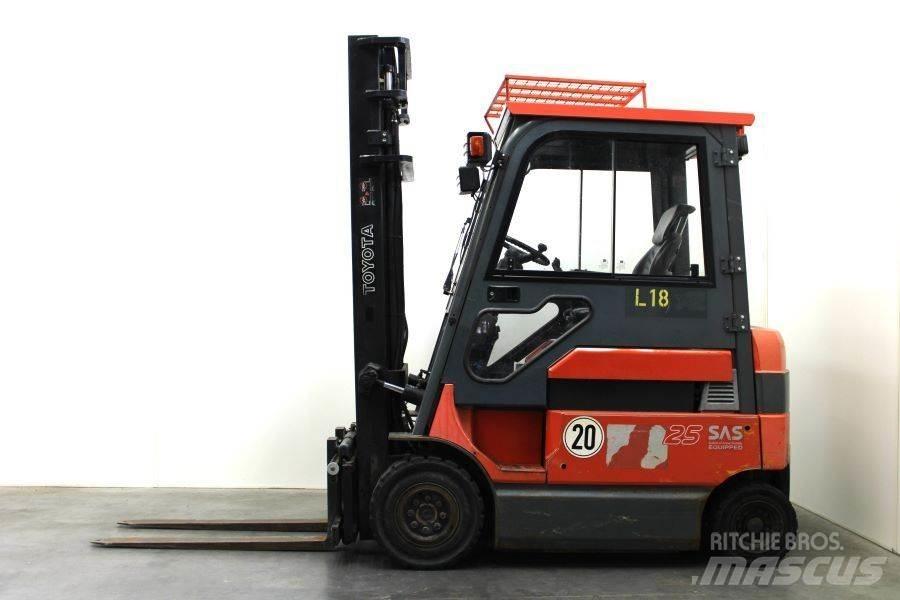 Toyota 7FBM25 Akumulátorové vozíky
