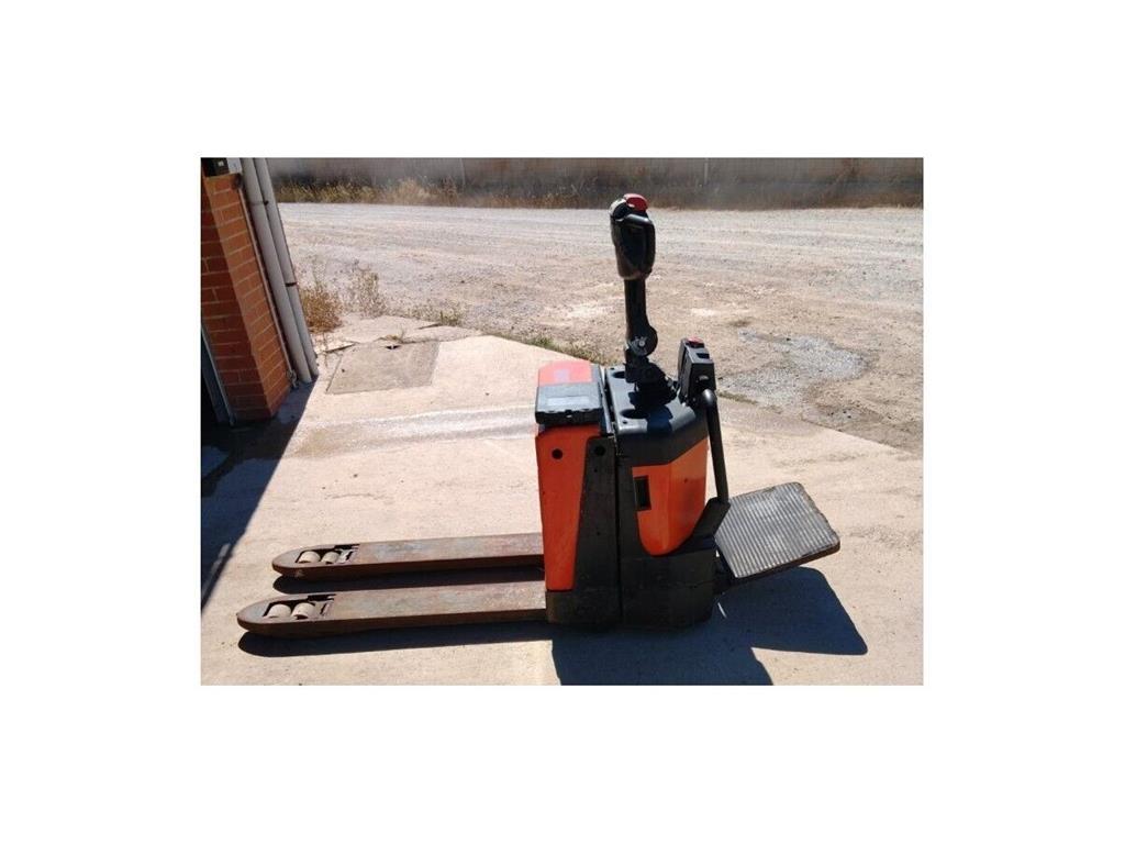 BT P20 Nízkozdvižný vozík