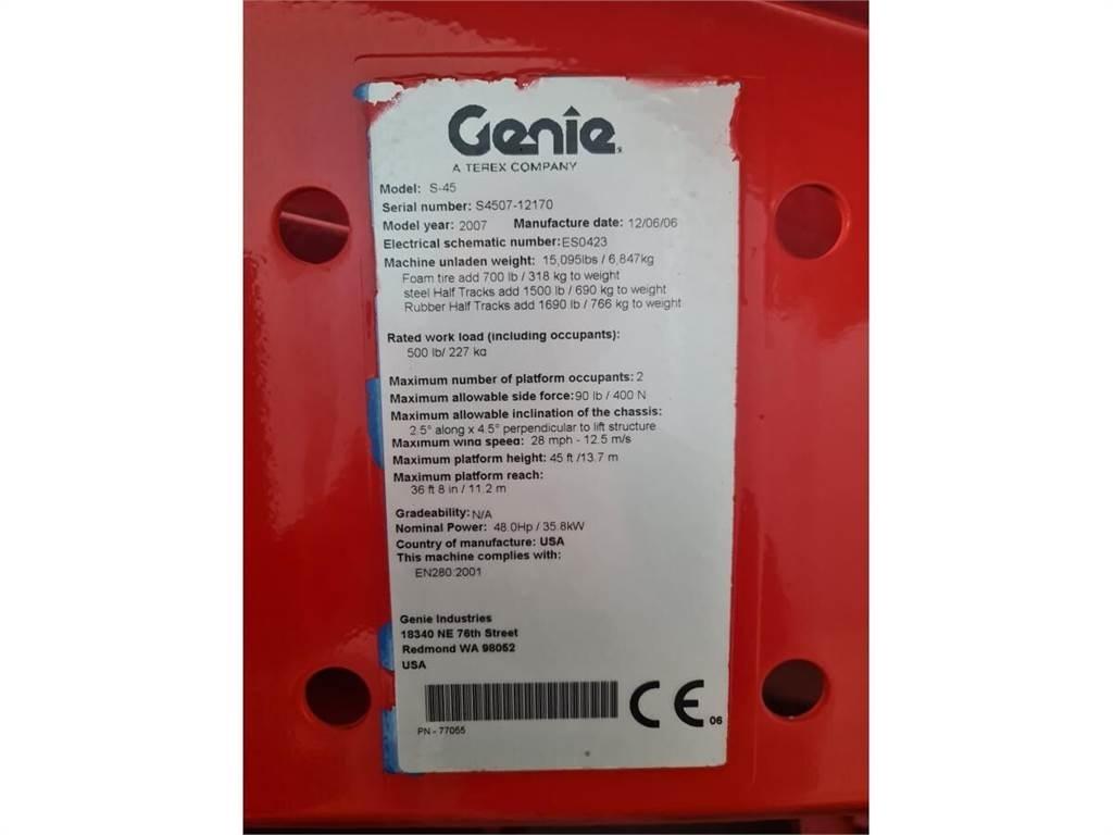 Genie S-45 Teleskopické plošiny