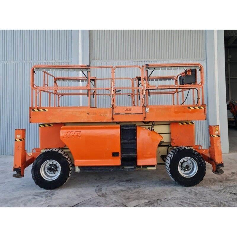 JLG 3394 RT Nožnicové zdvíhacie plošiny