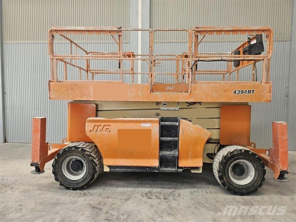 JLG 4394RT Nožnicové zdvíhacie plošiny