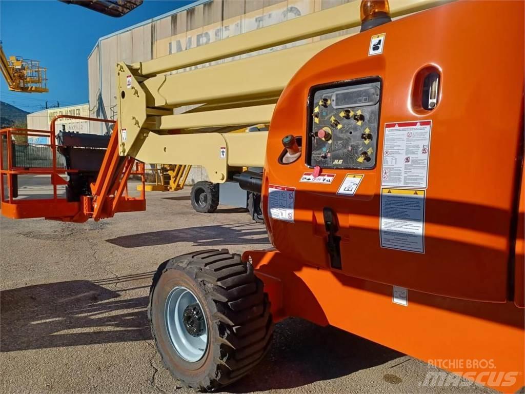 JLG 450AJ Kĺbové plošiny