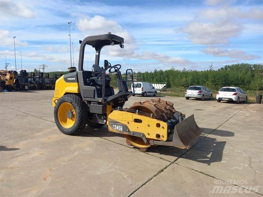 Volvo SD45B Ťahačové valce