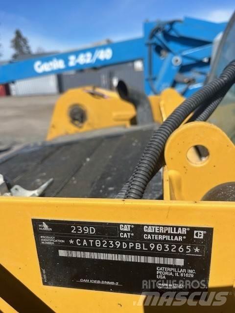 CAT 239D Ťahače