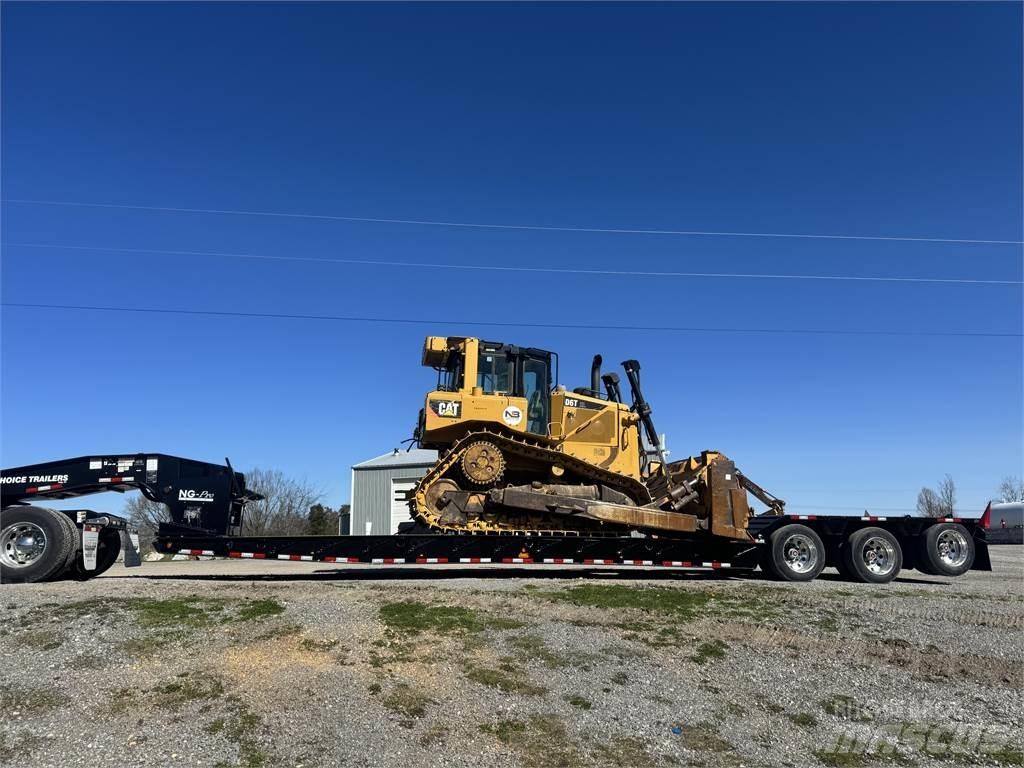 CAT D6T Stavebníctvo - ostatné
