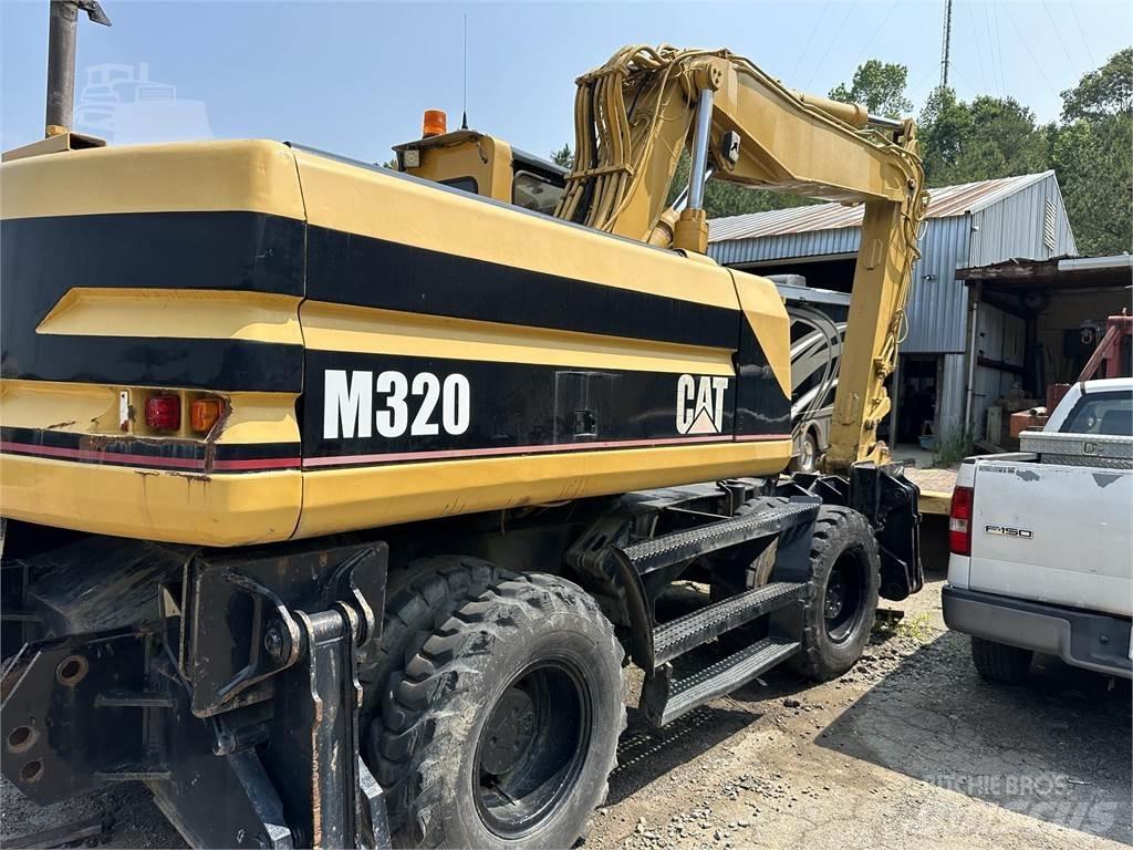 CAT M320 Pásové rýpadlá
