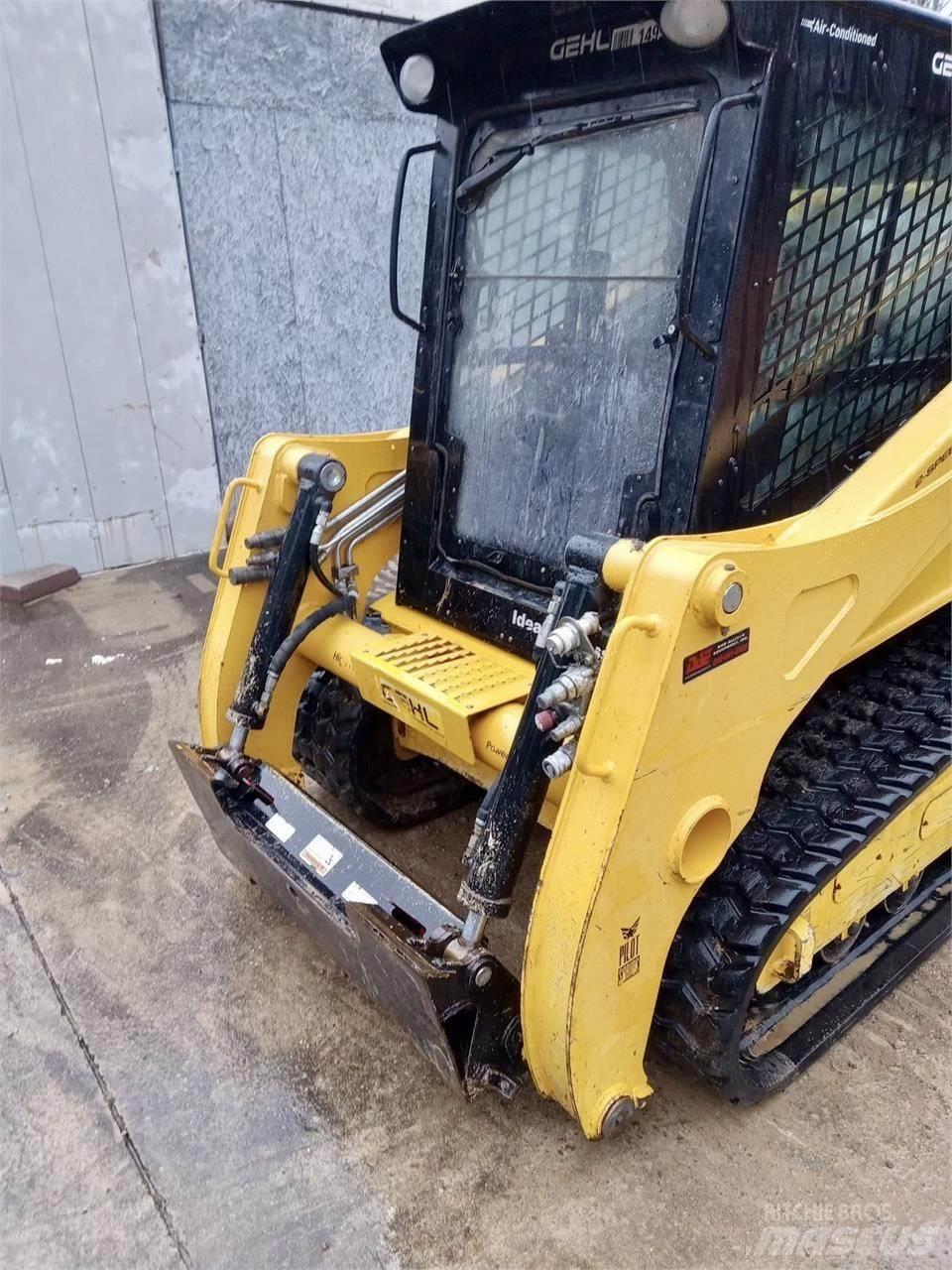 Gehl VT320 Šmykom riadené nakladače