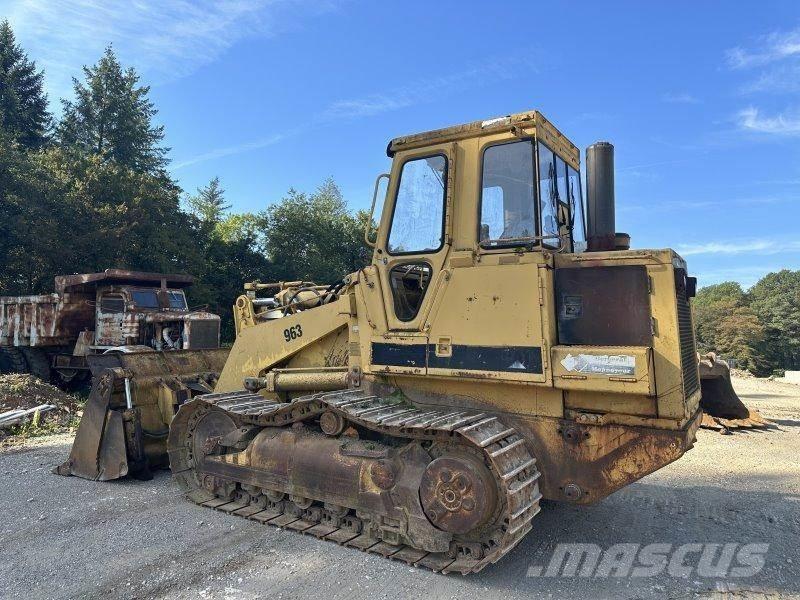 CAT 963 Pásové nakladače
