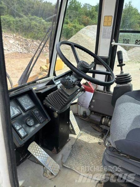 Daewoo MG200 Kolesové nakladače