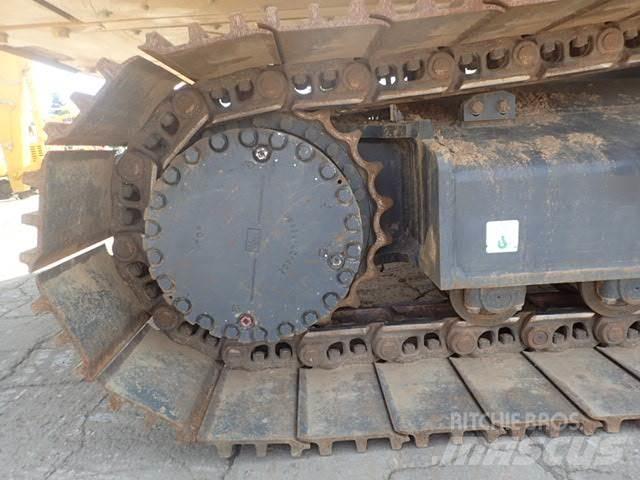 Komatsu PC360LC-11 +1 Pásové rýpadlá