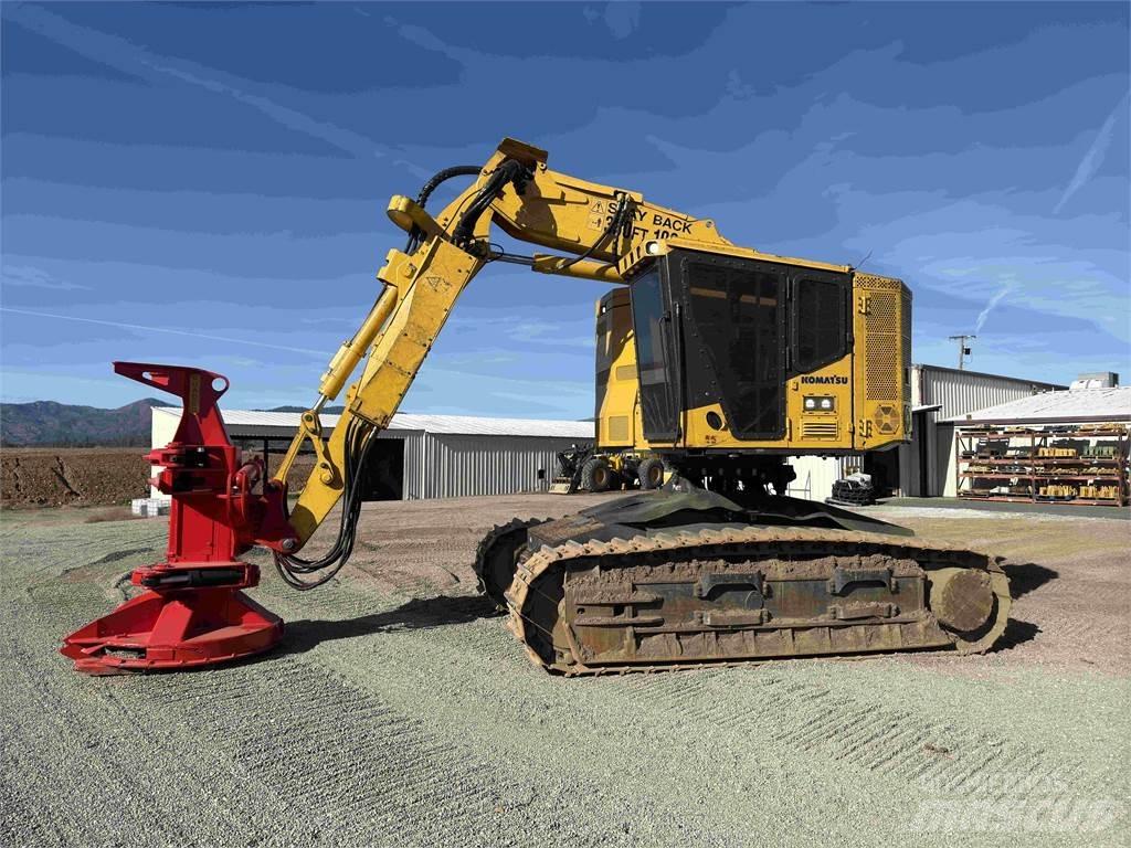 Komatsu XT445L-5 Stínacie harvestory