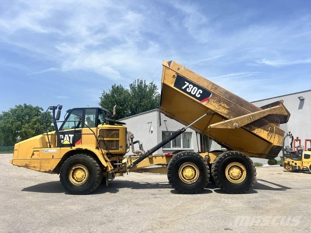 CAT 730 C Kĺbové nákladné autá