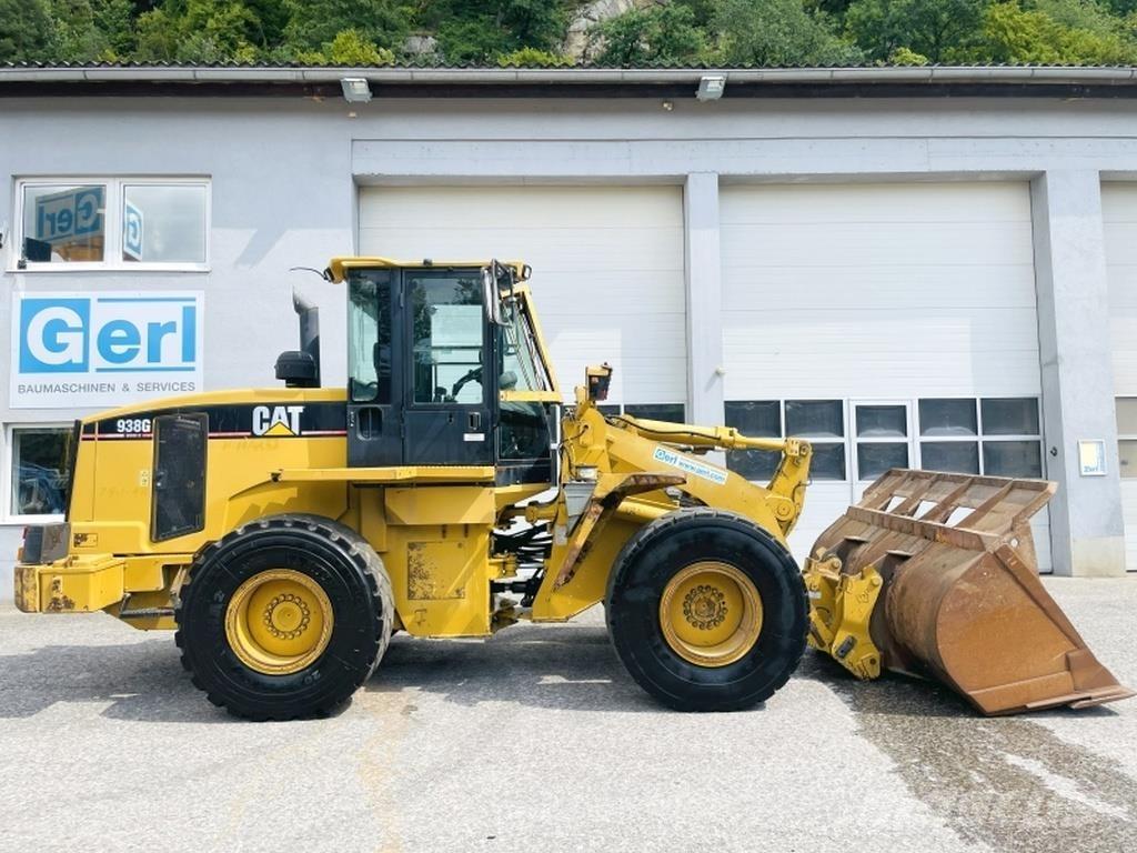 CAT 938 G2 Kolesové nakladače