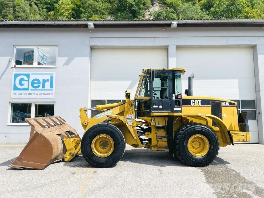CAT 938 G2 Kolesové nakladače