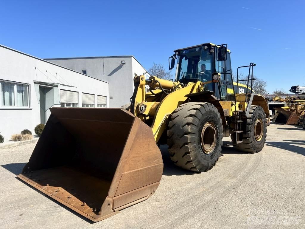 CAT 966 G Kolesové nakladače