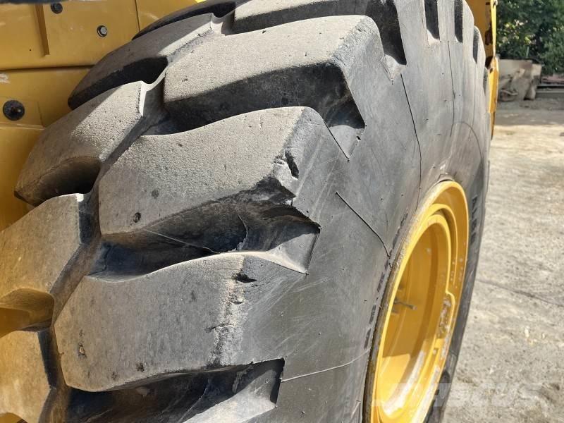 CAT 966 M-XE Kolesové nakladače