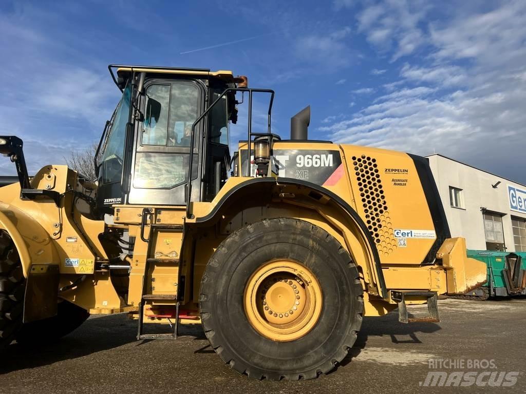 CAT 966 M XE Kolesové nakladače