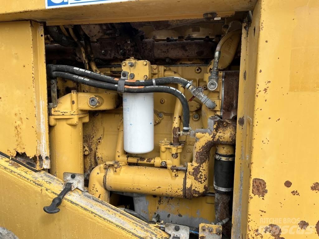 CAT 980 F Kolesové nakladače