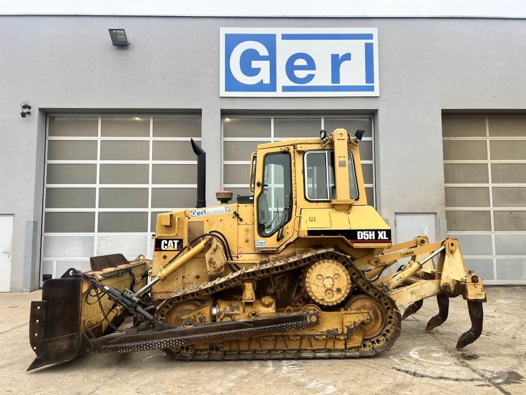 CAT D 5 H Pásové dozéry