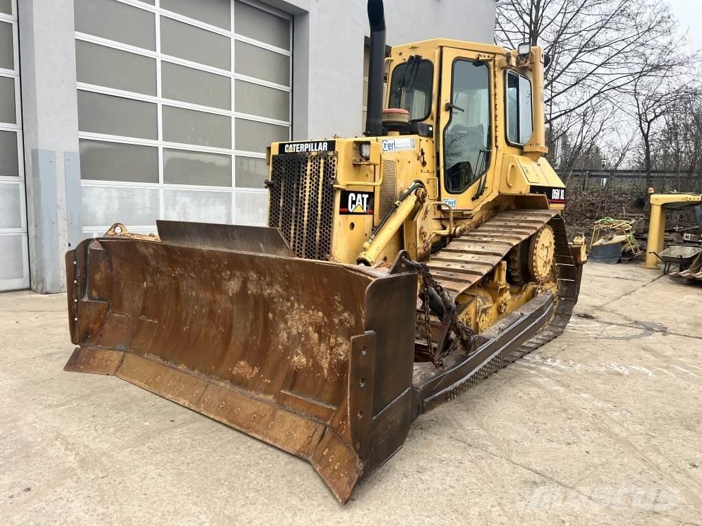 CAT D 5 H Pásové dozéry