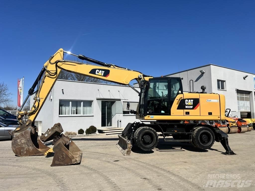 CAT M 320 F Kolesové rýpadlá