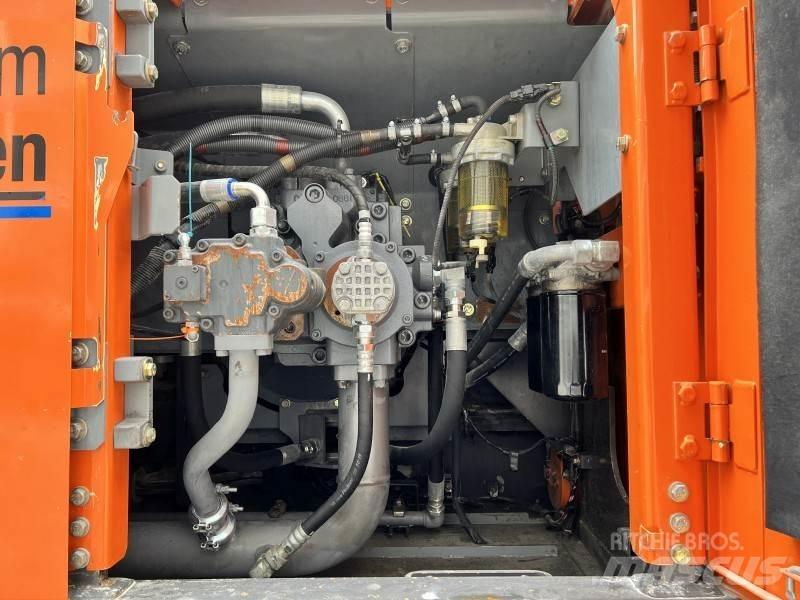 Hitachi ZX 520 LCH-5 Pásové rýpadlá