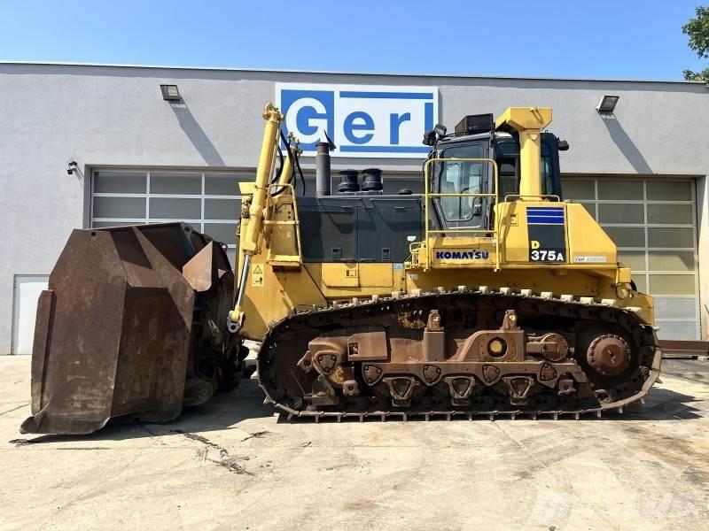 Komatsu D 375 A-5EO Pásové dozéry