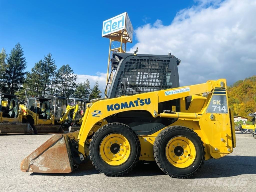 Komatsu SK714 Šmykom riadené nakladače