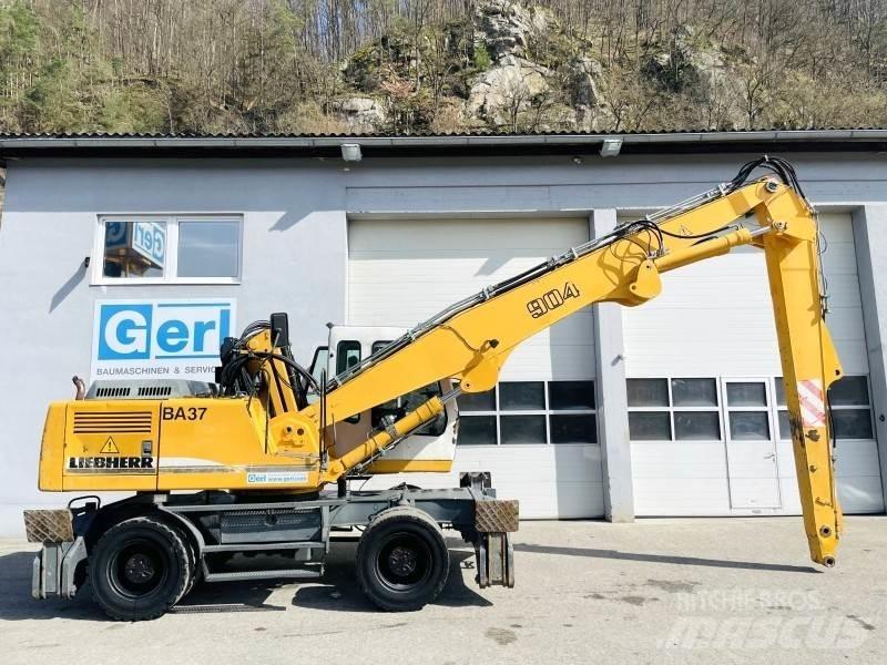 Liebherr A904 Stroje pre manipuláciu s odpadom