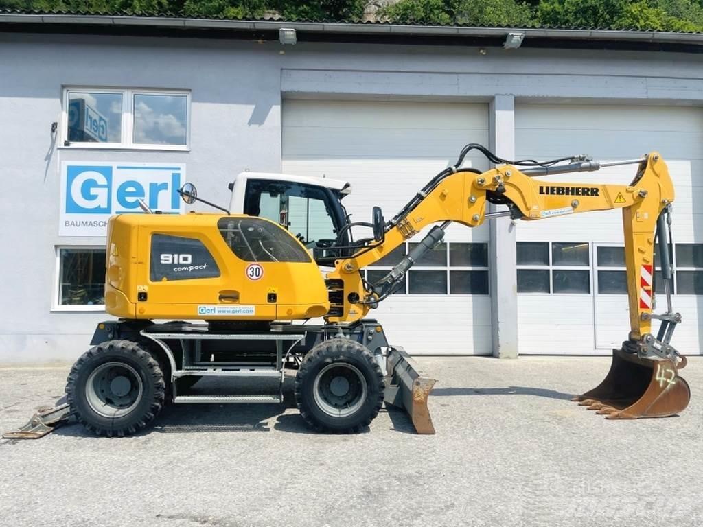 Liebherr A910 Compact Kolesové rýpadlá